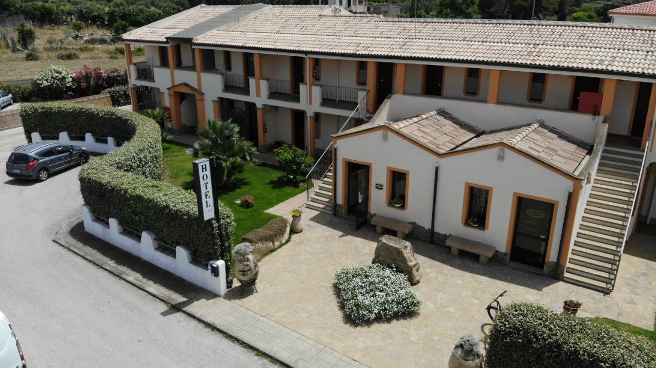 Hotel Le Sabbie Калазетта Экстерьер фото
