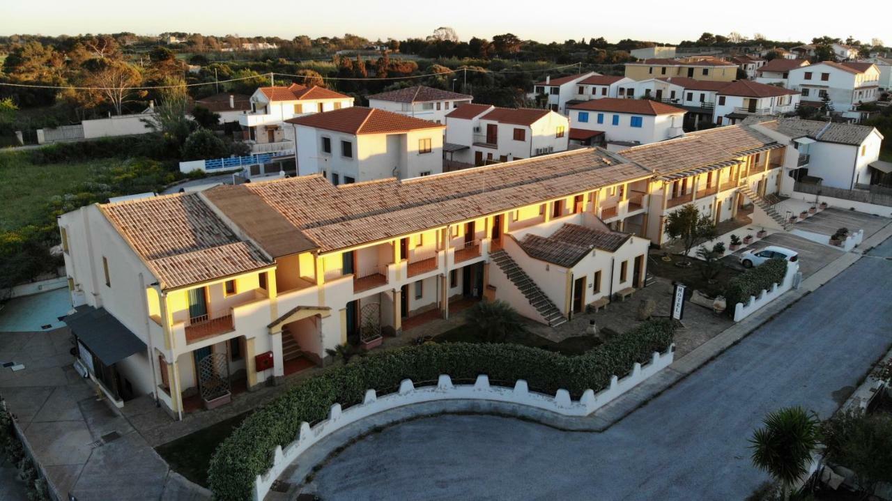 Hotel Le Sabbie Калазетта Экстерьер фото
